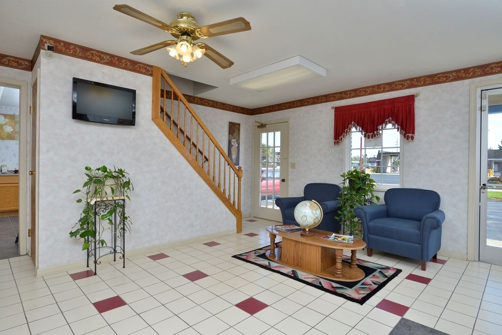 Americas Best Value Inn Of Decatur Interior photo